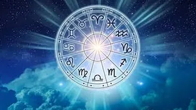 ЗВЕЗДНИЯТ ХОРОСКОП НА АСТРЕА: Денят, в който паузата разкрива истинското желание