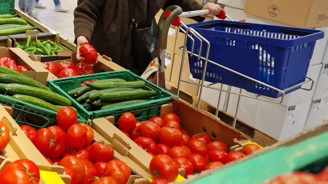 Поскъпване на храните у нас: Оризът, олиото и млечните продукти също нагоре