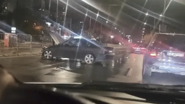 Нощен инцидент на бул. "Царица Йоанна": Две коли катастрофираха