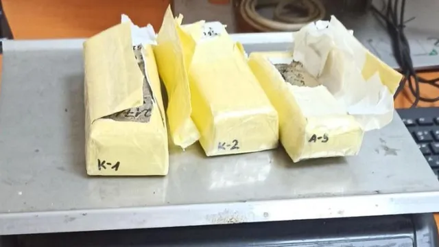 Близо 350 кг наркотици са открити в камион край Видин