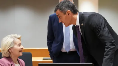 Фон дер Лайен обеща подкрепа за Испания за връщането на мигрантите от Сеута