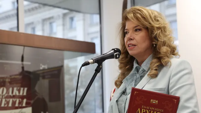 Йотова: Ако нямаше избори, въпросът с помилването на Атанасов, едва ли щеше да се повдига