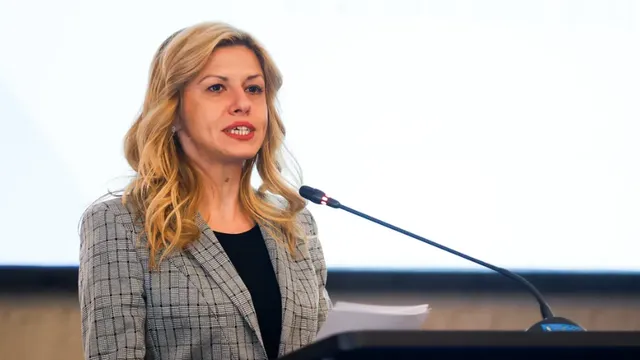 Михаела Доцова участва в европейска парламентарна конференция в Рим