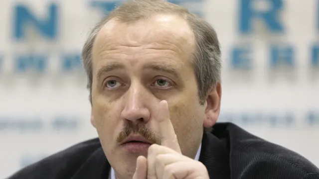 Русия арестува главния редактор на опозиционен вестник