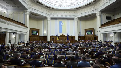 Украйна прие спешни закони на ЕС и МВФ за отключване на помощи за милиарди