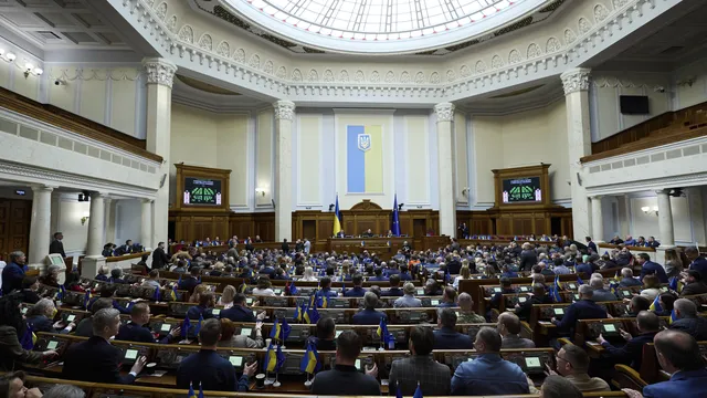 Украйна прие спешни закони на ЕС и МВФ за отключване на помощи за милиарди