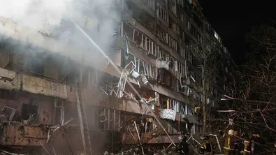 Руска атака остави части от Киев и още 15 000 души в Украйна без ток