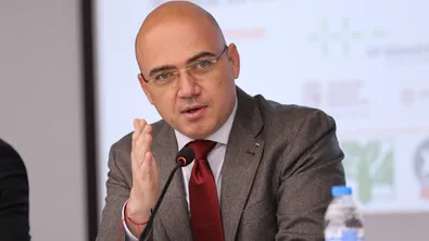 Илин Димитров очаква 15-20 млн. евро за регионална туристическа реклама