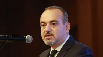 Добри Митрев след срещата с Гълъб Донев: Непредвидимостта притеснява бизнеса повече от увеличението на осигуровките