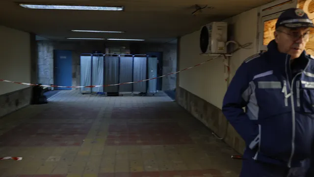 Грък убил доцента в метрото - напуснал е страната и се издирва