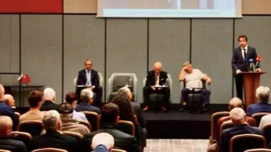 Андрей Гюров се включил в необявена предизборна среща в Истанбул, твърди "Гласове"