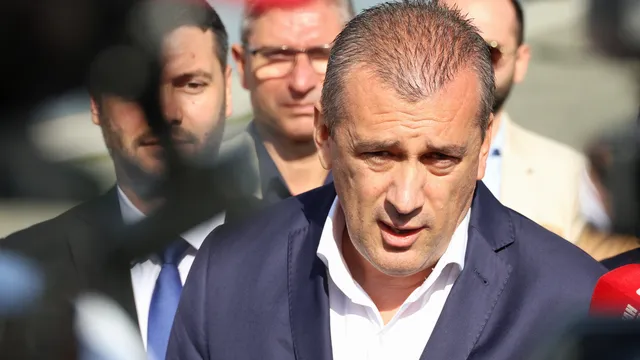 Министър Пеев: Спряхме поръчки за 350 млн. евро в НКЖИ заради съмнения за схеми