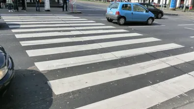 4-годишно дете е блъснато на пешеходна пътека в Хасково