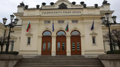 Историческата сграда на парламента ще бъде осветена по повод Световния месец за борба с рака на гърдата