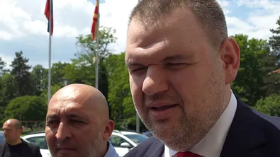 Делян Пеевски: Защо Илияна Йотова не дойде в НС да обясни помилванията