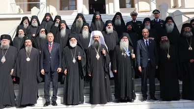 Патриарх Даниил започна историческото си първо посещение в Света гора - Атон
