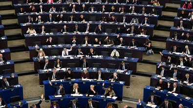 Европарламентът предлага увеличение на бюджета на „Еразъм+“ до 47,4 млрд. евро за 2028–2034 г.