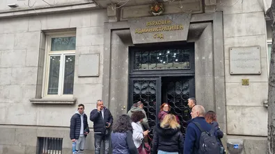 ВАС реши: Разширява кариерата край село Боснек, жителите плащат разходите по делото