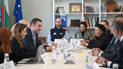 Терзиев: До 2035 г. над 80% от софиянци трябва да използват градски транспорт