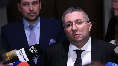 Нанков атакува Шишков: 108 млн. евро за 2,7 км от "Струма" без открит търг