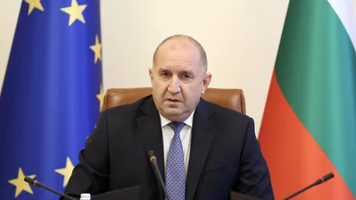 Румен Радев обвини български евродепутати в политически манипулации заради резолюцията за Черно море