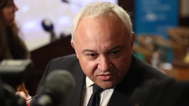МВР награждава девет ученици за доблест и помощ при полицейски действия