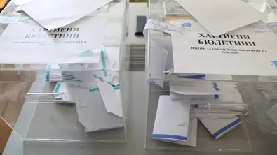 Незрящите избиратели ще гласуват само с придружител в секциите с машинен вот
