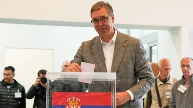 Избирателната активност на изборите в Сърбия до 12:00 ч. е 34,55 процента