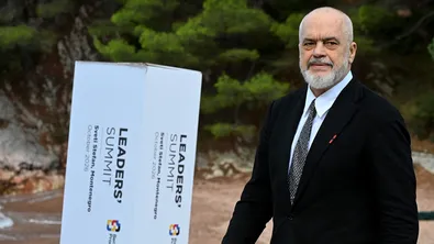 Еди Рама предлага глоби до 5500 евро за щети по време на протести в Албания