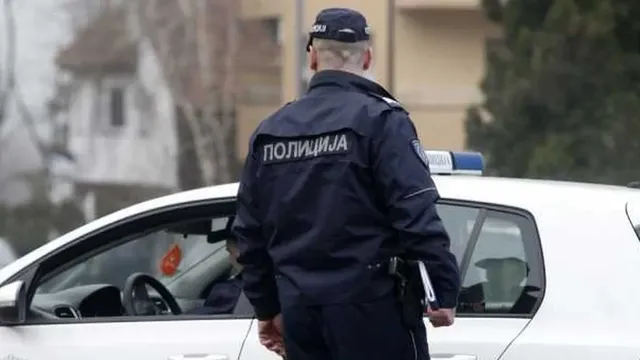 Сърбия се готви за безредици: Специализирани полицейски машини пристигнаха в центъра на Белград