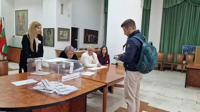 Почти 300 българи гласуваха в изборите за президент в Северна Македония