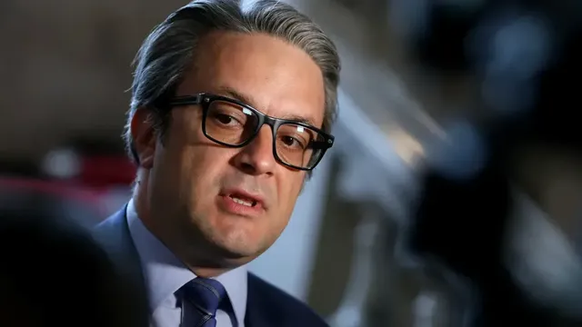 Тома Биков: "Големият опонент на Йотова е Румен Радев"