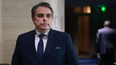 Асен Василев: За да имаме независим президент, неговото избиране не трябва да е продукт на партийни договорки