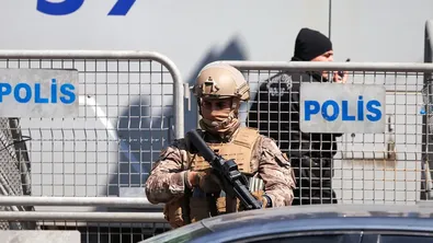 37 арестувани при разследване за корупция в опозиционна община в Истанбул