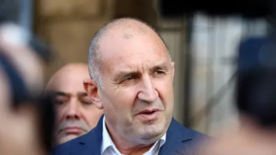 Радев защити съобщението на МС в подкрепа на Йотова и потвърди, че ще присъства на нейно събитие