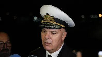 Командирът на ВМС: 20 контейнера с опасни товари са паднали в Черно море след атаката край Калиакра