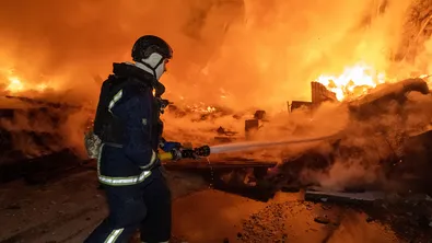 Руски дронове оставиха без ток 280 хил. домакинства в Украйна