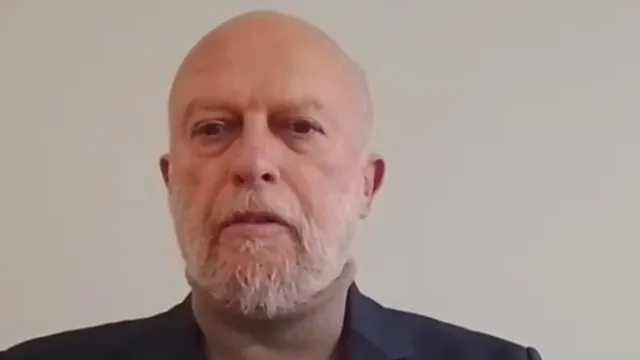 Едвин Сугарев: Студентската победа в Сърбия слага край на управлението на Вучич, но предстоят трудни дни