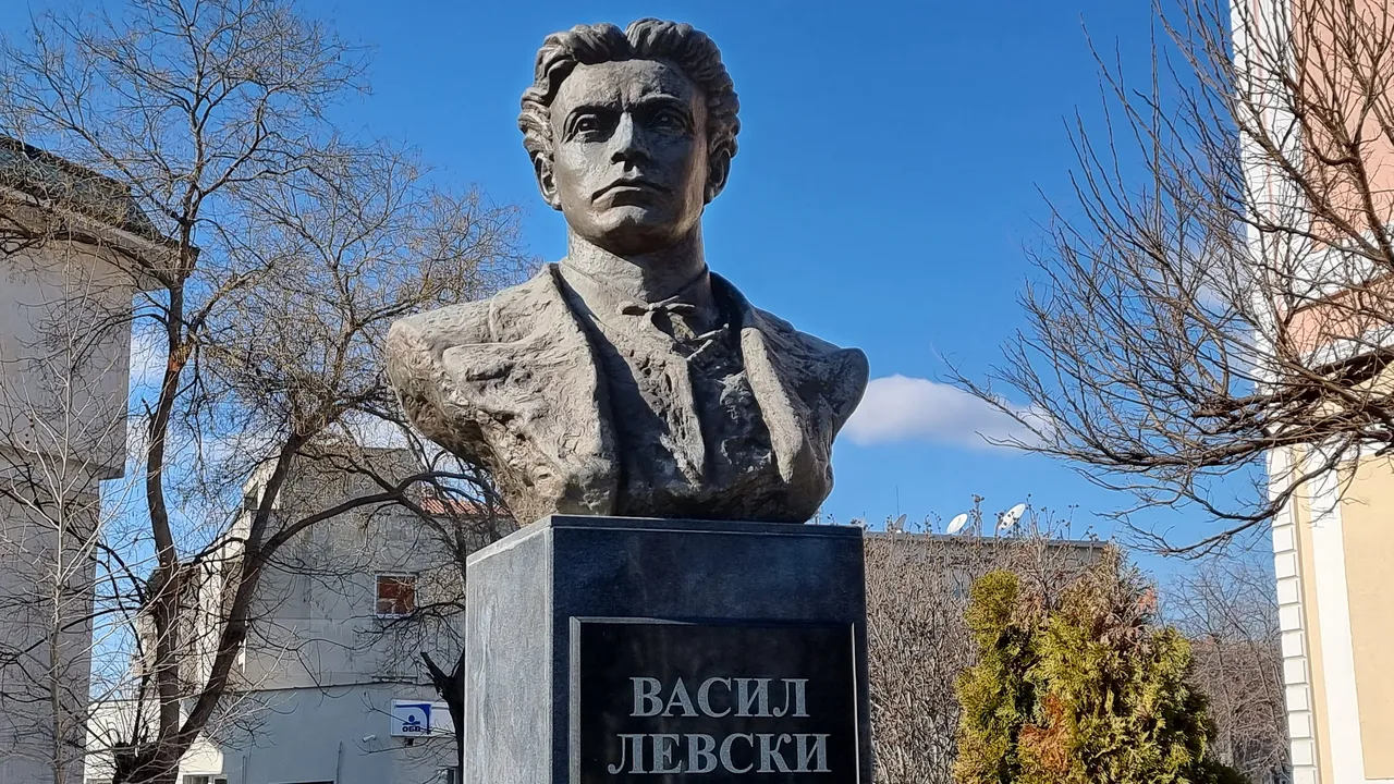 Лъжите за Левски: Имало ли е опити за спасяването на Апостола на свободата?
