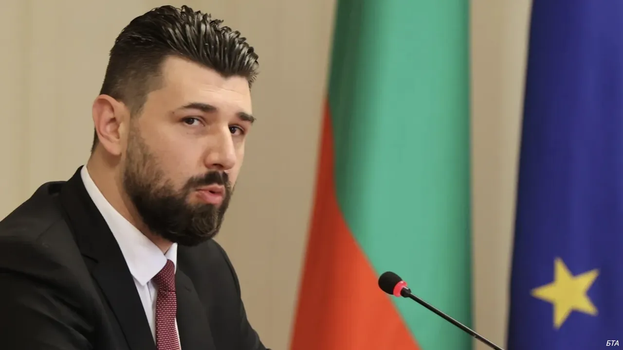 Когато на Северна Македония и космосът ѝ пречи