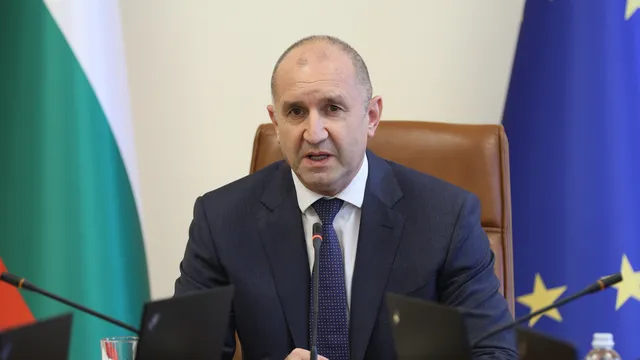 Г-н Премиер, не се черкувайте пред олтара на Кремъл